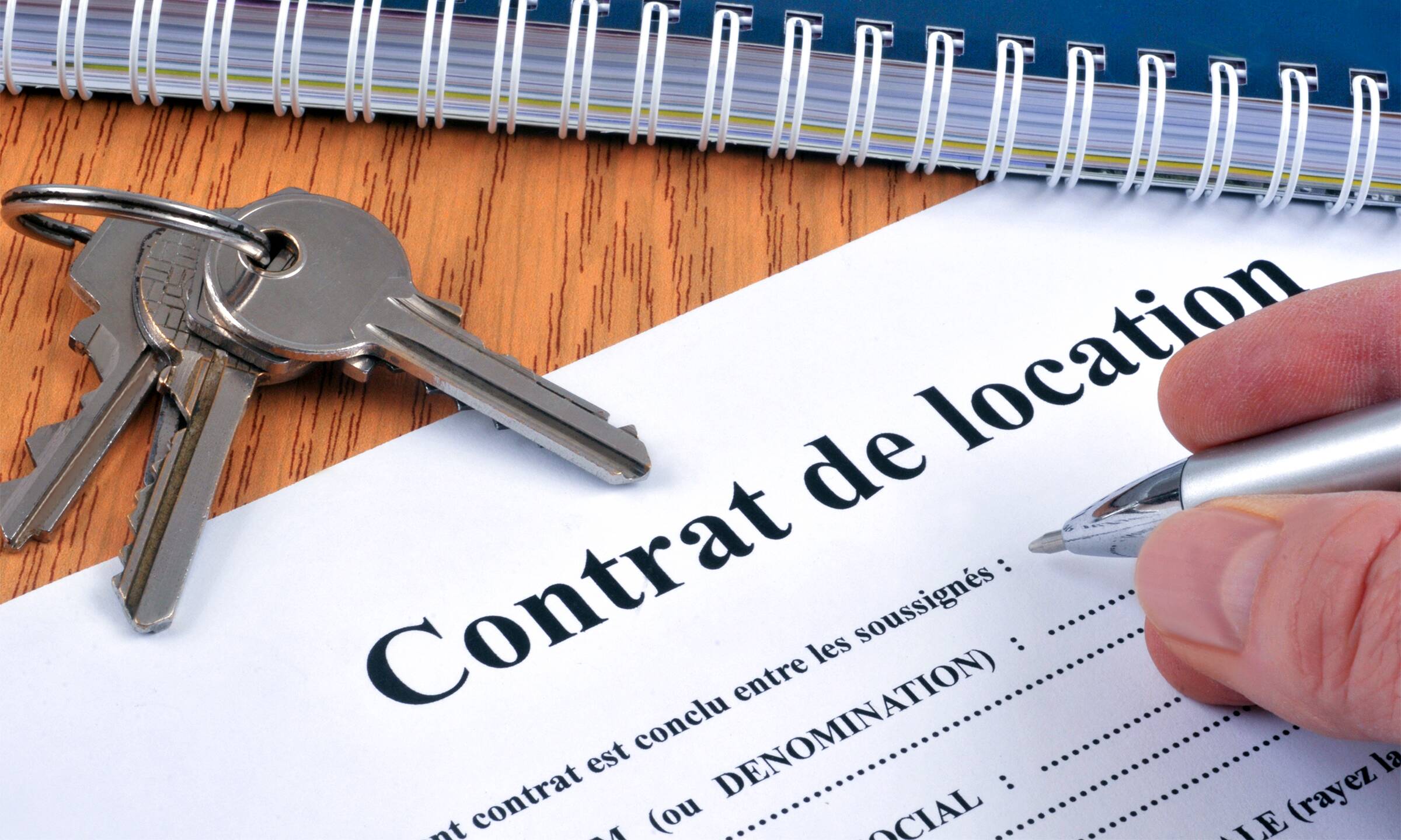 Logement : mieux encadrer les frais et les loyers