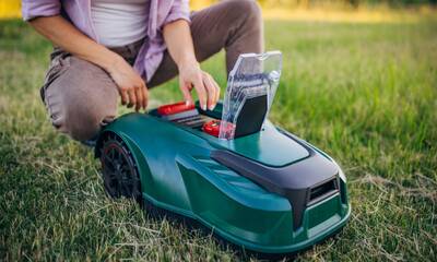 Test Tondeuses robots  Les résultats de notre test de 44 tondeuses robots