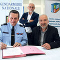 Partenariat •
Gendarmes et bénévoles ensemble contre les arnaques