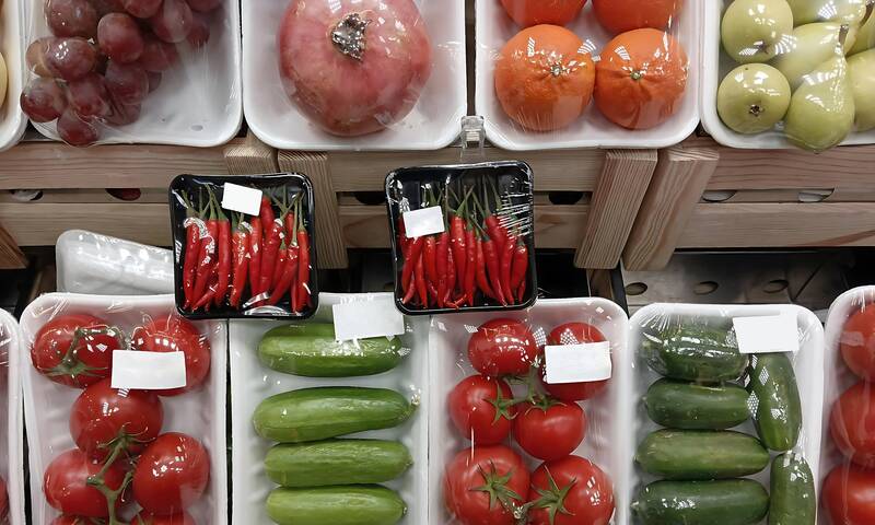 Réduction du plastique Les supermarchés ne jouent pas le jeu