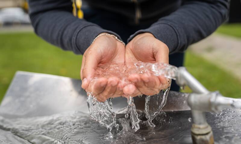 Fontaines à eau dans les lieux publics Seuls 9 % des établissements respectent parfaitement la loi