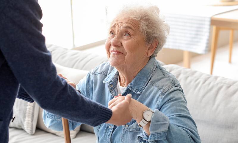 Aide à domicile Pourquoi certains services de soins pourraient disparaître