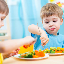 Alimentation des enfants 9 contaminants jugés préoccupants