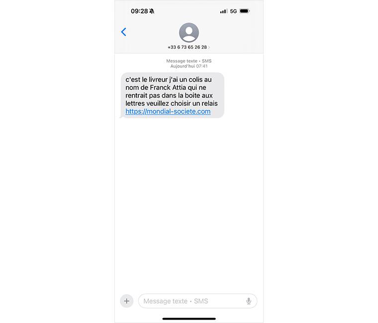 La Personnalisation du SMS AVEC LE NOM ET LE PRÉNOM DU DESTINATAIRE VISE À LEVER LES SUSSICIONS DE Messages frauduleux. Image