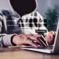 Arnaques des vacances •
Gare aux faux services clients et sites administratifs