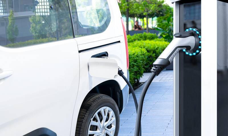 Autonomie des voitures électriques Peugeot obligé de rembourser