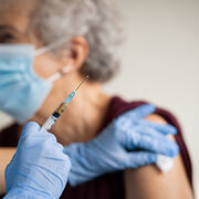 Covid-19 Efficacité et risques des vaccins