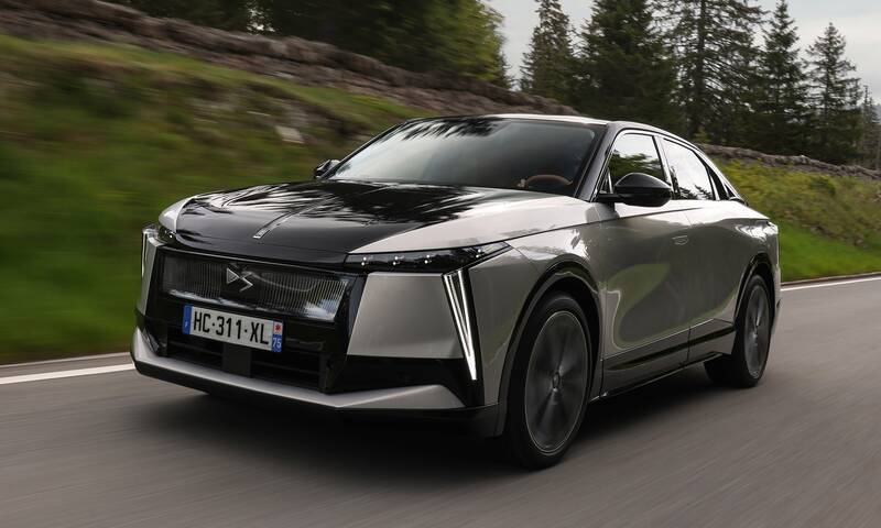 DS Automobiles N°8 Premières impressions