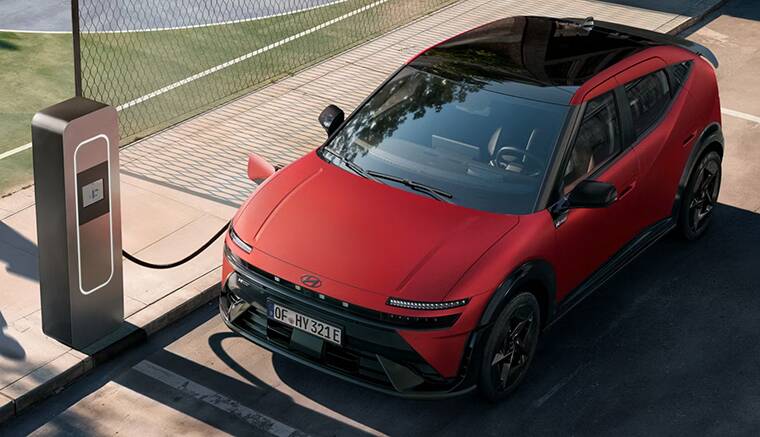La recharge de la nouvelle Ioniq est assurément un de ses points forts. Recharge électrique