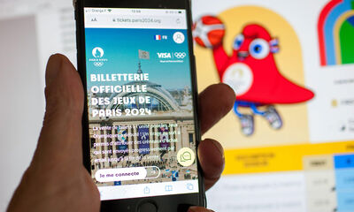 Jeux olympiques Paris 2024 Les billets électroniques incompatibles avec les « vieux » smartphones