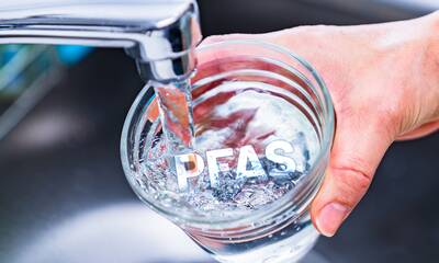 PFAS dans l’eau potable Une vaste étude de l’Anses confirme une pollution généralisée au TFA