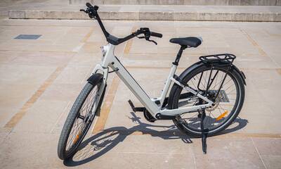 Que vaut le Lundi 27, le nouveau vélo électrique urbain de Moustache ?