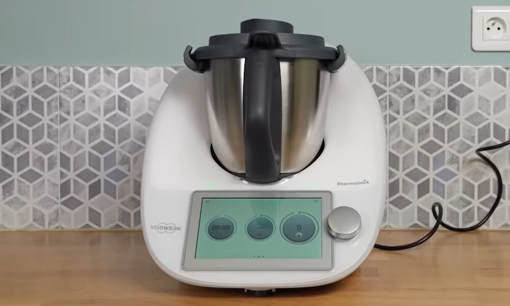 Utilisez écran de cheminée décor antique pour plus de chaleur