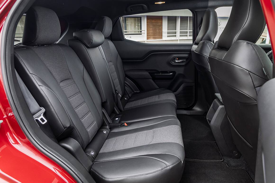 banquette Suzuki eVitara