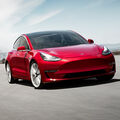 Tesla Model 3 •
Premières impressions