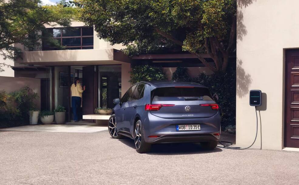 La charge en courant alternatif est de seulement 11 kW maximum. Image