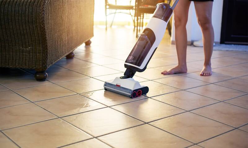Nettoyeur de sol Aspirer et nettoyer d’un seul geste, une promesse tenue ?