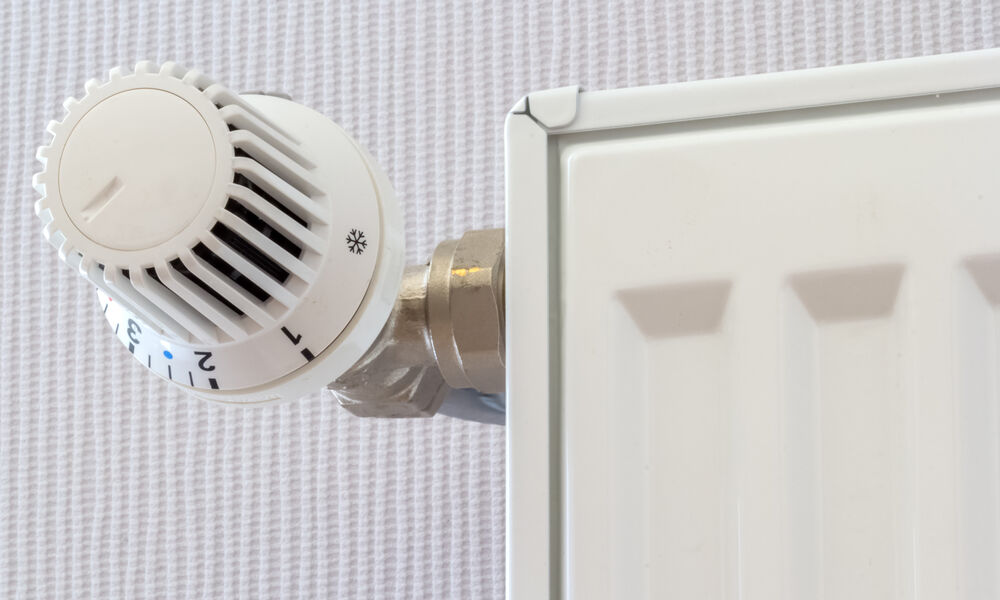 Chaud246-Un radiateur est froid au redémarrage du chauffage-robinet  thermostatique bloquée-dépannage 
