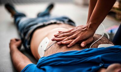 Premiers secours Massage cardiaque : mode d’emploi