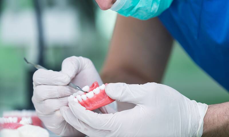 100 % santé - Des couacs chez les dentistes