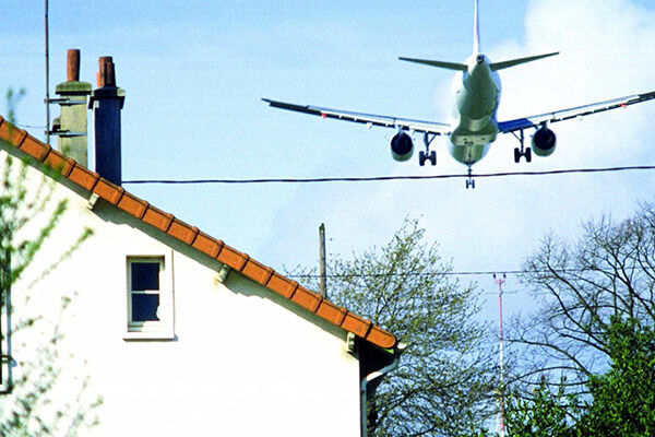 Aéroports : une aide pour insonoriser le logement
