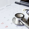 Réforme du 100 % santé •
Le calendrier pour l’optique, le dentaire et les aides auditives