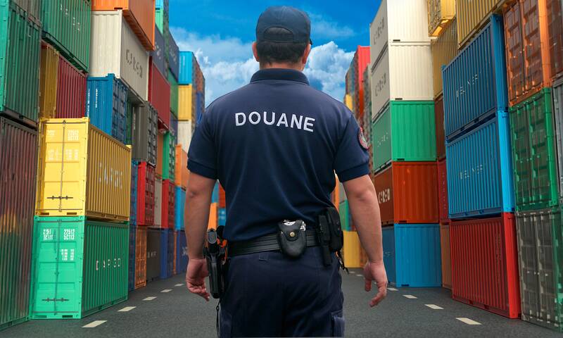 Contrefaçon - Voyage  dans l’économie du faux