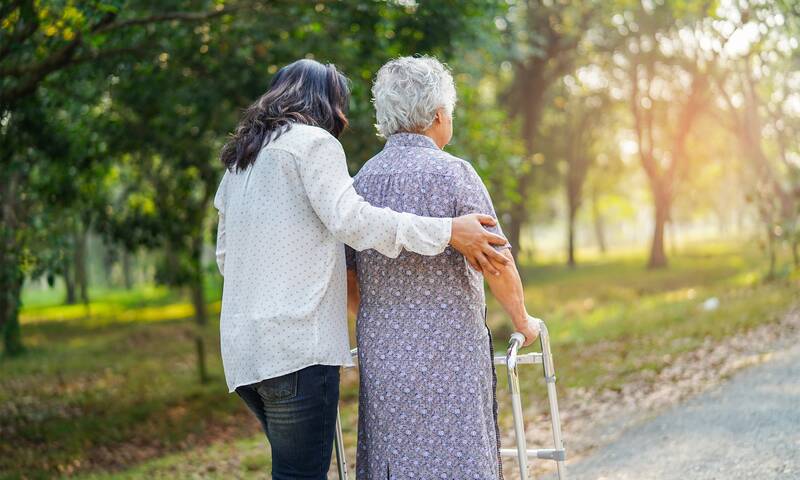 Dépendance Quand aidera-t-on enfin les aidants&nbsp;?