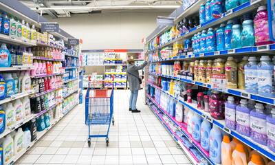 Peintures et produits ménagers Des promesses vertes bien trop floues