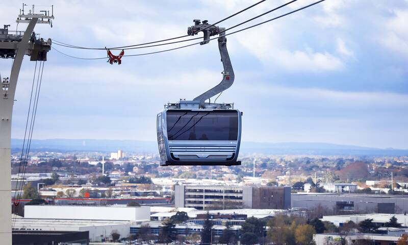 Transports Les téléphériques débarquent en ville