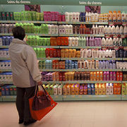Produits cosmétiques Signalez les cosmétiques qui contiennent des ingrédients indésirables