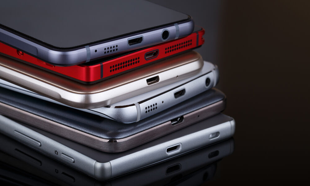 Les 5 Meilleurs Smartphones PAS CHER ! 