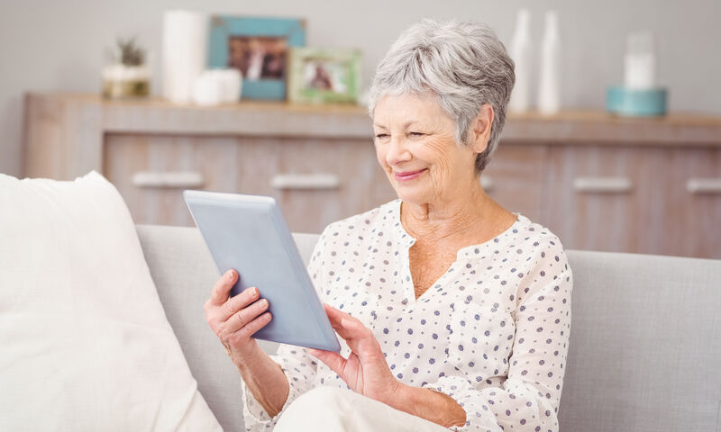 Tablettes tactiles pour seniors Faut-il s’équiper d’une tablette spéciale senior ?