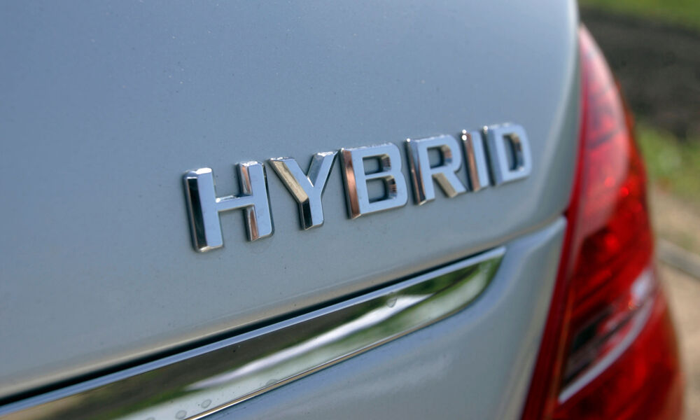 Le véhicule hybride rechargeable est-il vraiment écologique ?